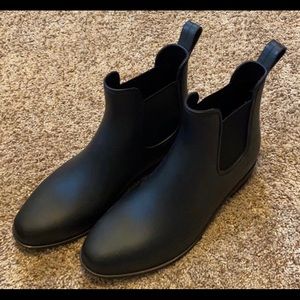 Chelsea Boots